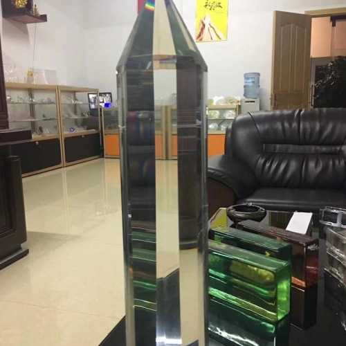 Large Arrow Shaped Glass Tower Decorative Optical Crystal Tower Point