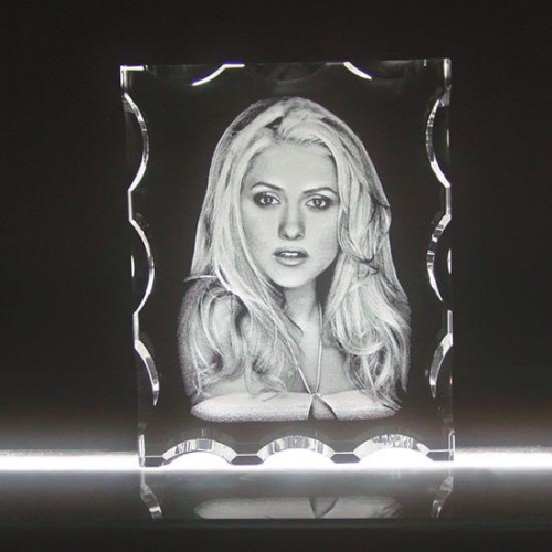 bespoke 2D serrated crystal portrait Picture engraved