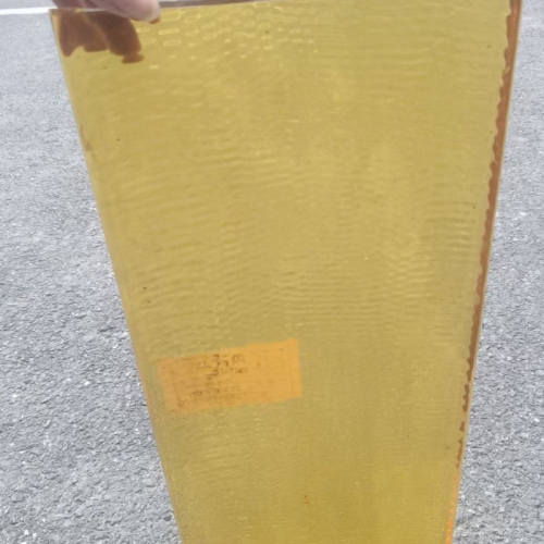 Natural Surface Glass Casting Billets Golden Colored K9 Glass Slab Blocks