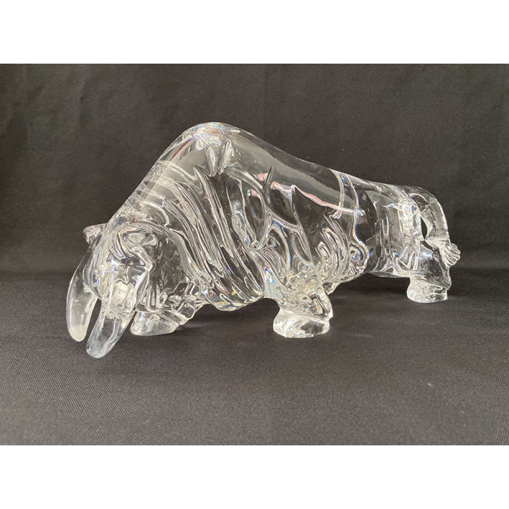 angry powerful transparent luxury optical crystal bull sculpture