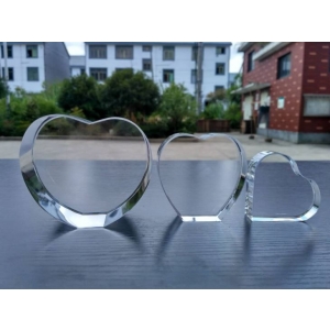free standing heart shaped 3d photo crystals