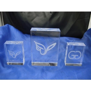 personalized crystal cube with Zodiac signs Italian 3D laser engraved inside