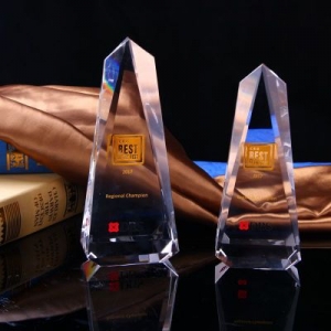 best custom crystal award ideas