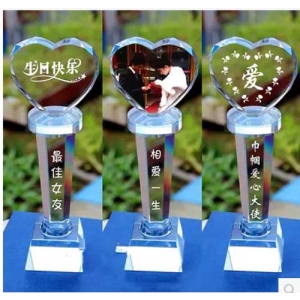 heart shaped crystal pillar awards with DIY pictures printed